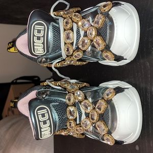 Gucci Flashtrek Sneakers with removable crystals sz. 37 or 7
